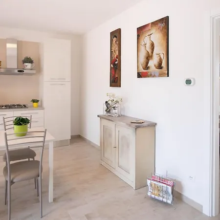 Le Rime 招待所 3*